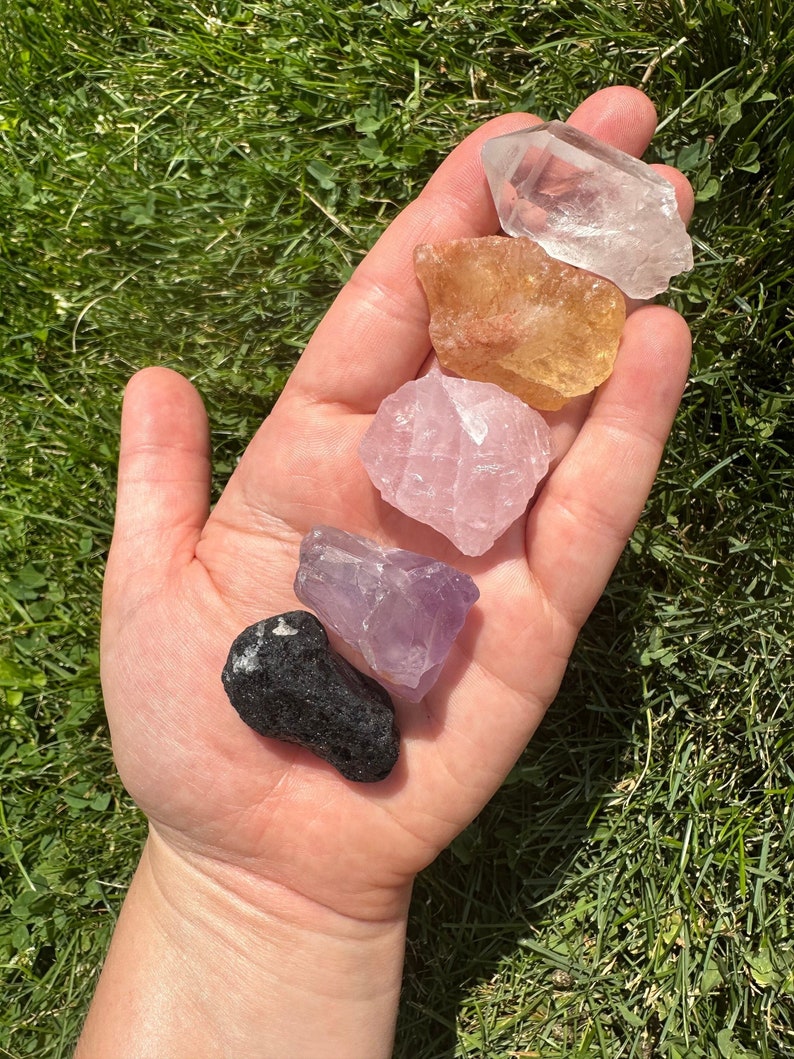 Five raw healing crystals starter set
